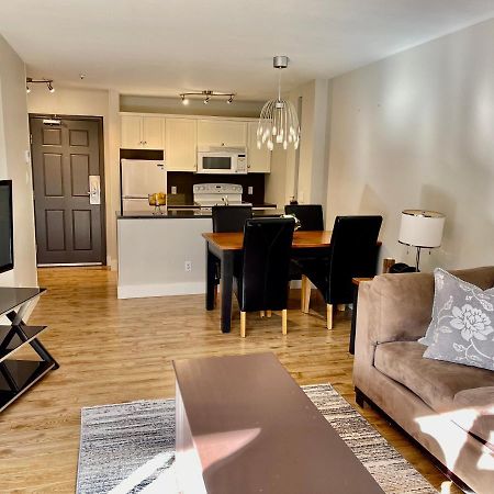 Best Ski In Ski Out Condo At Уислър Екстериор снимка